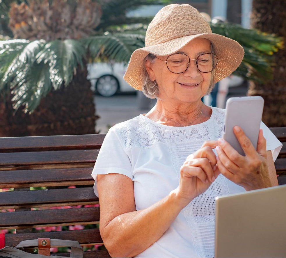 Senior lady using ALDI Mobile SIM only plan